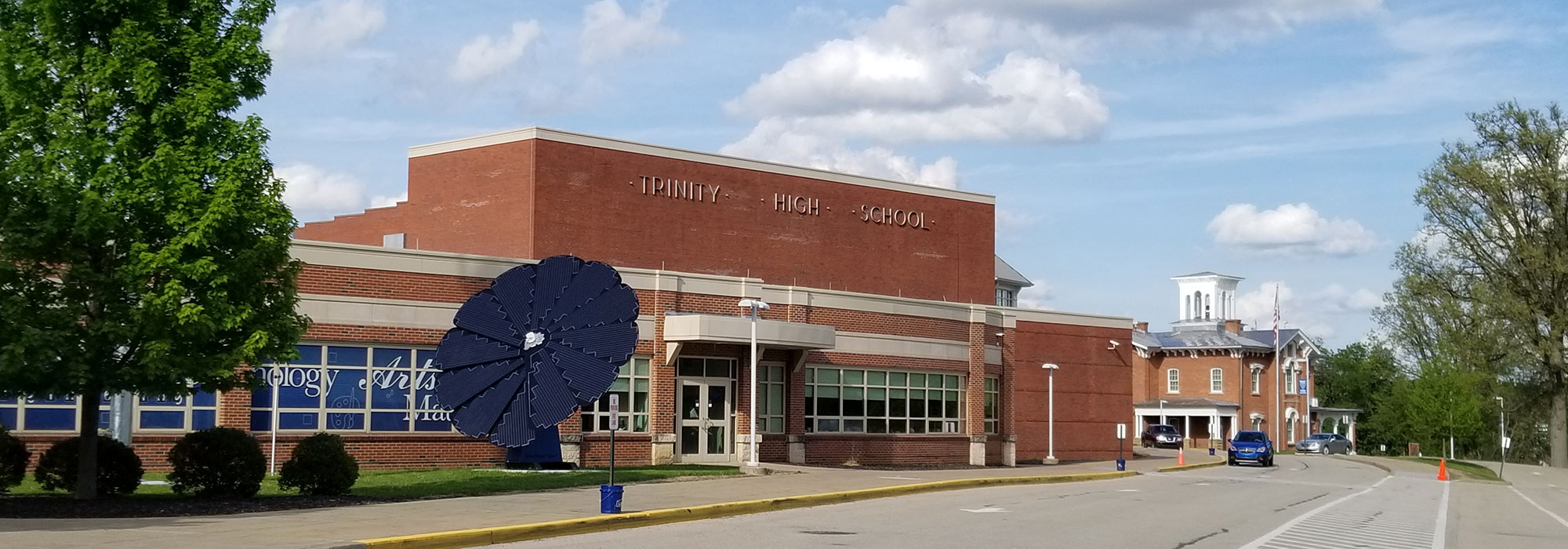 Trinity High School Uses Smartflowers to Support Students and Community