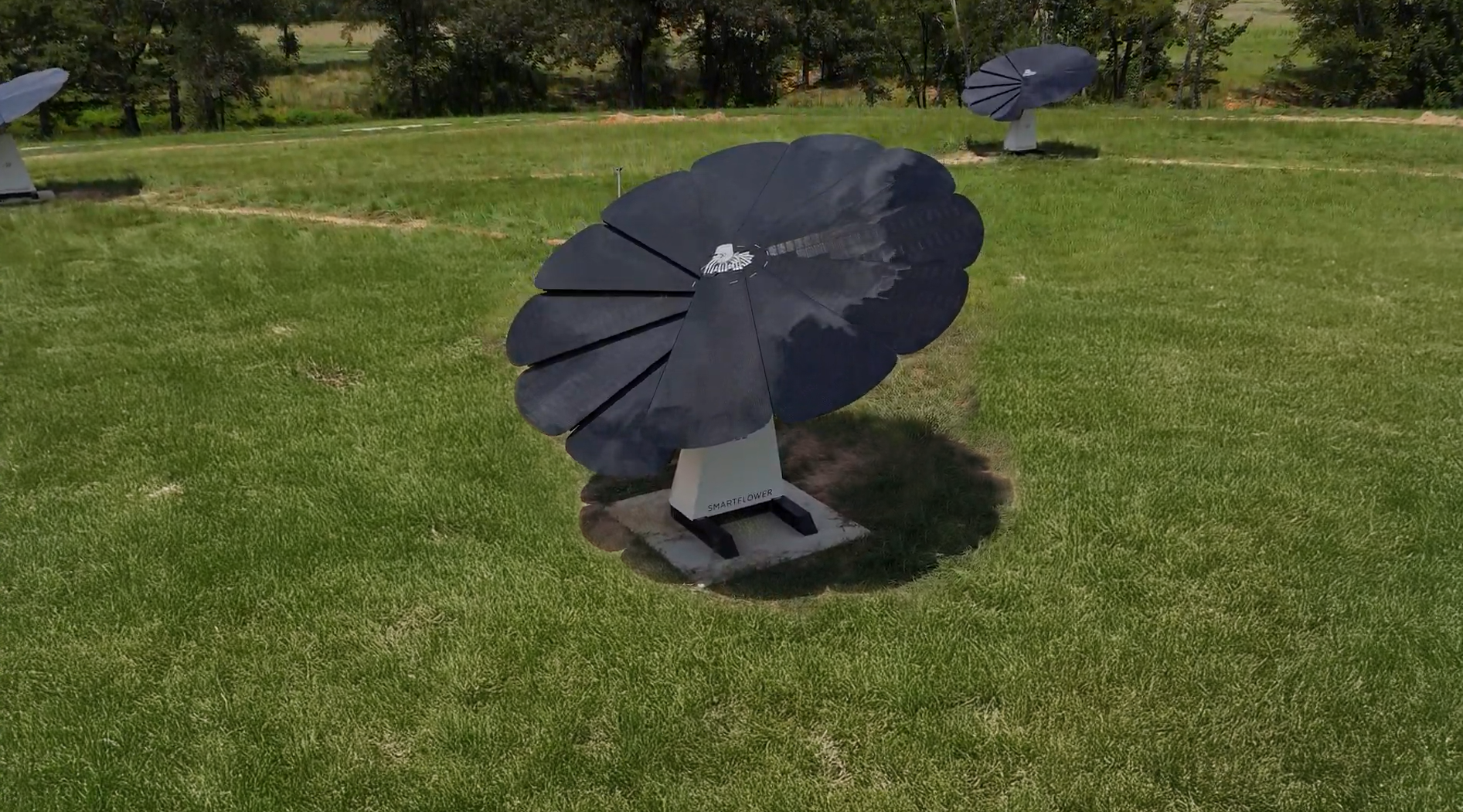 SmartFlower installed at Henderson Innovation Park in Texas